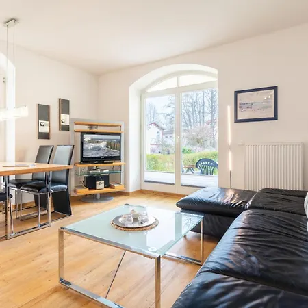 Feriehus Komfort-whg. Mit 2 Slz., Grosser Terrasse, Parkplatz *